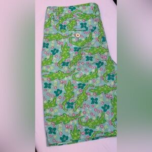 LILLY PULITZER WOMENS SHORTS SIZE 2 EXCELLENT CONDITION SEE PICS FOR DETAILS
